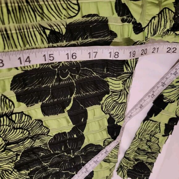 Erin London Womens Ruffle Full Zip Sweatshirt Size Large Lime Green Black Floral - Picture 6 of 7